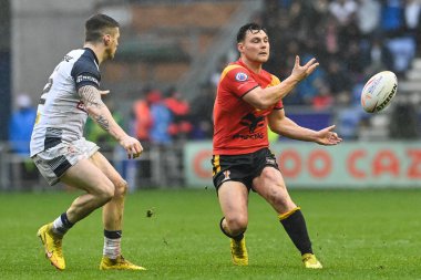 Papua Yeni Gine 'den Lachlan Lam, 5 Kasım 202' de İngiltere 'nin Wigan, İngiltere' deki DW Stadyumu 'nda Papua Yeni Gine' ye karşı oynadığı Rugby Ligi Dünya Kupası 2021 Çeyrek Final karşılaşmasında etkin.