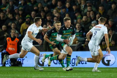 Fraser Dingwall, Northampton Saints 'in kaptanı Gallagher Premiership maçında Northampton Saints Exeter Chiefs' e karşı Franklin 's Gardens, Northampton, 4 Kasım 202' de oynanan maçta sol kanadı dağıttı.