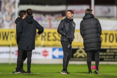 Portsmouth 'un Danny Cowley Müdürü, 4 Kasım 202 tarihinde Birleşik Krallık' ın başkenti Hereford 'da oynanan ve Hereford FC' nin Portsmouth 'a karşı oynadığı birinci tur müsabakasından önce geldi.