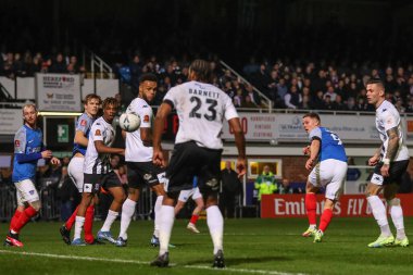 Portsmouth 'un Colby Bishop # 9' u, Birleşik Krallık 'ın başkenti Hereford' da oynanan ve 4 Kasım 202 tarihinde oynanan Emirates FA Cup First Round karşılaşmasında gol atma şansına sahip.