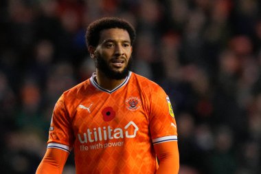 Blackpool 'dan Keshi Anderson # 10 Sky Bet Şampiyonası maçında Blackpool Luton Town' a karşı Bloomfield Road, Blackpool, İngiltere, 5 Kasım 202