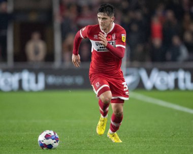 Middlesbrough 'dan Ryan Giles 5 Kasım 202' de Riverside Stadyumu 'nda Middlesbrough ile Bristol City arasındaki Sky Bet Şampiyonası maçında topa vuruyor.