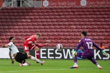 Middlesbrough 'dan Marcus Forss şut atıyor ama Bristol City' den Max OLeary # 12, Middlesbrough - Bristol City maçı sırasında Middlesbrough, Middlesbrough, İngiltere 'de 5 Kasım 2022' de kurtarıldı.