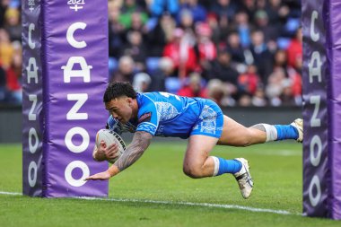 Samoalı Jaydn Su 'A, 6 Kasım 202' de İngiltere 'nin Warrington kentindeki Halliwell Jones Stadyumu' nda oynanan Rugby Ligi Dünya Kupası 2021 Çeyrek Final karşılaşmasında sahaya çıkıyor.