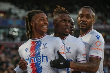 Crystal Palace 'dan Michael Olise 6 Kasım 202' de Londra Stadyumu 'nda oynanan Premier League maçında 1-2' lik galibiyetini kutluyor.