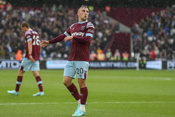 West Ham United takımından Jarrod Bowen 6 Kasım 202 'de Londra' daki Londra Stadyumu 'nda oynanan Premier League maçında sayı yapma şansını kaçırdıktan sonra tepki gösterdi.