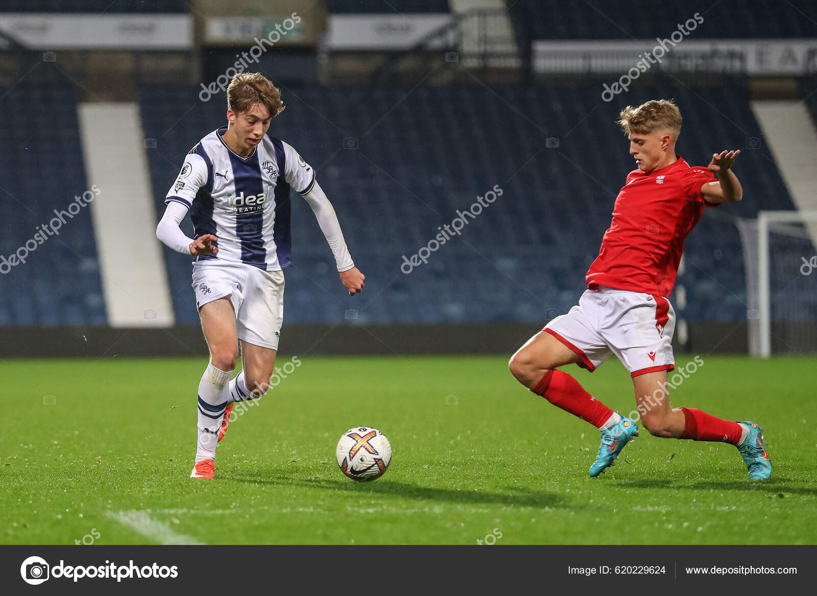 Harry Whitwell West Bromwich Albion Runs Ball Premier League U23
