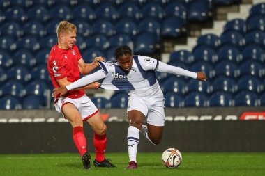 Batı Bromwich Albion 'dan Reyes Cleary # 28 Premier League 2 U23 maçında West Bromwich Albion U23 Nottingham ForestU 23' e karşı The Hawthorns, West Bromwich, İngiltere, 7 Kasım 202