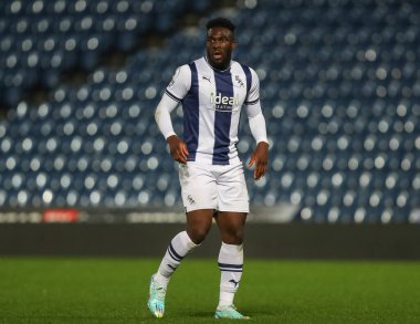 West Bromwich Albion 'dan Daryl Dike # 12 Premier League 2 U23 maçında West Bromwich Albion U23 Nottingham ForestU 23' e karşı The Hawthorns, West Bromwich, İngiltere, 7 Kasım 202