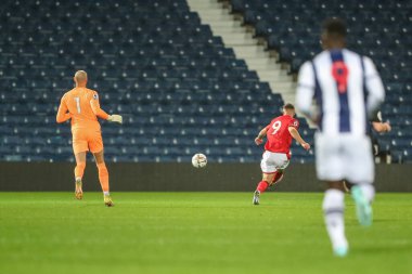 Nottingham Ormanı 'ndan Dale Taylor # 36 Premier League 2 U23 maçında gol attı Batı Bromwich Albion U23 Nottingham ForestU 23' e karşı The Hawthorns, West Bromwich, İngiltere, 7 Kasım 202