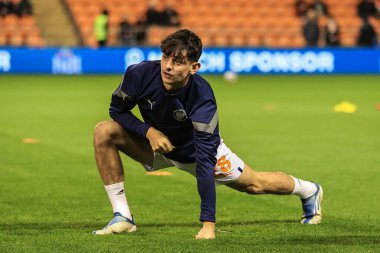 Blackpool 'dan Charlie Patino maç öncesi ısınma maçında Blackpool Middlesbrough' a karşı 8 Kasım 202 'de Bloomfield Road, Blackpool' da.
