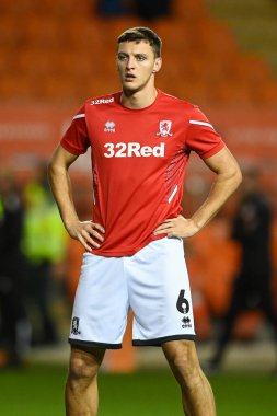 Maç öncesi ısınma öncesinde Middlesbrough 'dan Dael Fry # 6. Blackpool - Middlesbrough maçı öncesinde Bloomfield Road, Blackpool, İngiltere, 8 Kasım 202
