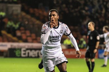 Middlesbrough 'dan Isaiah Jones 8 Kasım 202' de Bloomfield Road, Blackpool 'da oynanan Blackpool-Middlesbrough maçında 0-1' lik galibiyet golünü kutluyor.
