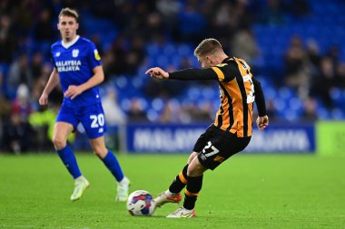 Hull City 'den 27 numaralı Regan Slater, 8 Kasım 202' de Cardiff City, Cardiff City Stadyumu 'nda oynanan Sky Bet Şampiyonası maçında takımının ikinci golünü attı.