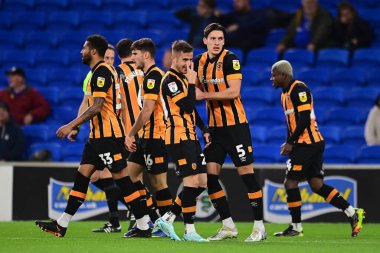 Hull City 'den Dimitris Pelkas, 8 Kasım 202' de Cardiff City, Cardiff City 'deki Cardiff City-Hull City maçında kendi tarafının açılış golünü atmasını kutluyor.