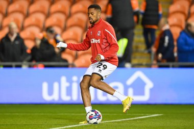 Maç öncesi ısınma öncesinde Middlesbrough 'dan Chuba Akpom # 29 numara Blackpool - Middlesbrough maçı öncesinde Bloomfield Road, Blackpool, Birleşik Krallık, 8 Kasım 202