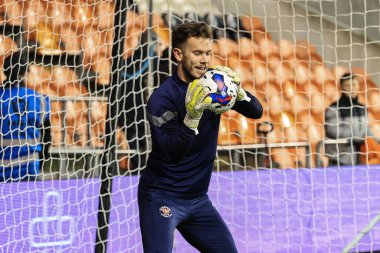 Blackpool 'dan Chris Maxwell # 1. Maç öncesi ısınma maçı sırasında Blackpool - Middlesbrough maçı, Bloomfield Road, Blackpool, İngiltere, 8 Kasım 202