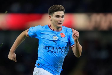 Manchester City 19 numaralı Julian Alvarez, 9 Kasım 202 'de Etihad Stadyumu' nda oynanan Carabao Kupası Üçüncü Raund karşılaşmasında Chelsea 'ye karşı.