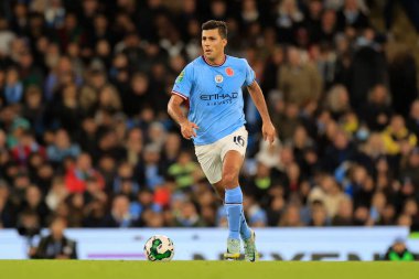 Manchester City 'den Rodrigo # 16, 9 Kasım 202' de Etihad Stadyumu 'nda oynanan Carabao Kupası Üçüncü Raundda Chelsea' ye karşı.
