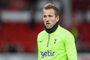 Tottenham Hotspur 'dan Harry Kane Carabao Kupası 3. tur karşılaşması öncesinde ısınma turunda Nottingham Forest Tottenham Hotspur' a karşı 9 Kasım 202 'de City Ground, Nottingham' da