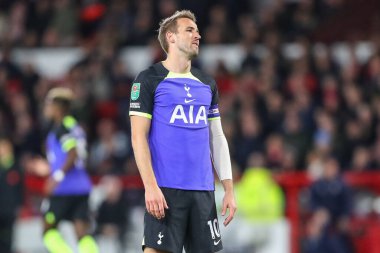 Tottenham Hotspur 'dan Harry Kane 9 Kasım 202' de Nottingham Forest 'a karşı Tottenham Hotspur' da oynanan Carabao Kupası üçüncü tur karşılaşmasında kaybettiği pası nedeniyle üzgün görünüyor.