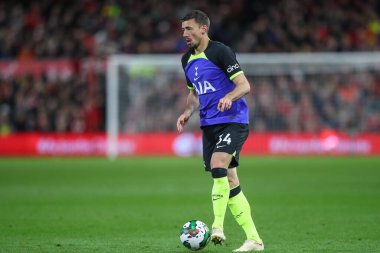 Tottenham Hotspur 'dan Clment Lenglet # 34 Carabao Kupası üçüncü tur karşılaşmasında Nottingham Ormanı Tottenham Hotspur' a karşı 9 Kasım 2022 'de Nottingham, İngiltere' de karşı karşıya geldi.