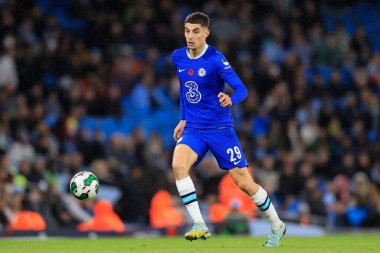 Chelsea 'den Kai Havertz # 29, 9 Kasım 202' de Etihad Stadyumu 'nda oynanan Carabao Kupası üçüncü tur karşılaşmasında topla koşuyor.