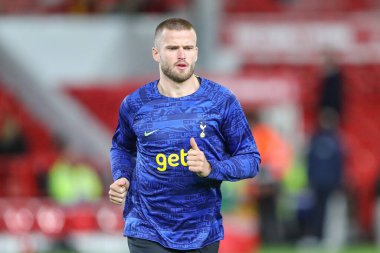 Tottenham Hotspur 'dan Eric Dier 9 Kasım 202' de Nottingham Forest 'a karşı Tottenham Hotspur' da oynanan Carabao Kupası üçüncü tur karşılaşması öncesinde ısınma turunda