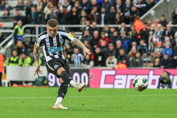 Kieran Trippier Van Newcastle United Scoort Zijn Penalty Tijdens Carabao — Stockfoto