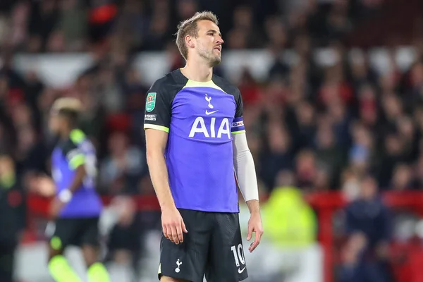 Harry Kane Tottenham Hotspur Sembra Scoraggiato Dopo Passaggio Fuori Luogo — Foto Stock