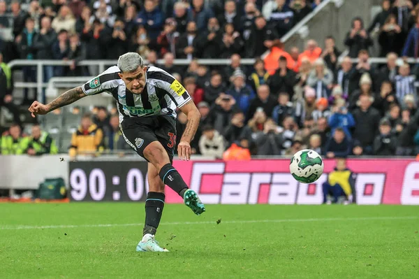 Bruno Guimares Van Newcastle United Mist Zijn Straf Tijdens Carabao — Stockfoto