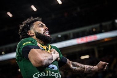 Avustralyalı Josh Addo-Carr, 11 Kasım 202 'de Avustralya ile Yeni Zelanda arasındaki Rugby Ligi Dünya Kupası 2021 yarı final maçında denemesini kutluyor.