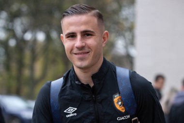 Hull City 'den Dimitrios Pelkas, 12 Kasım 202' de MKM Stadyumu 'nda oynanan Hull City vs Reading karşılaşması öncesinde MKM Stadyumu' na vardı.