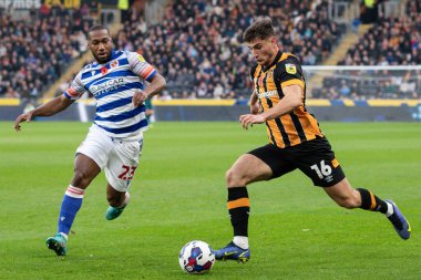 Hull City 'den Ryan Longman 12 Kasım 202' de Hull City, Hull Stadyumu 'nda oynanan Sky Bet Şampiyonası maçında topun üzerinde.
