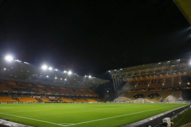 Molineux Stadyumu 'nun genel görünümü, Wolverhampton Wanderers Premier League karşılaşması öncesinde Wolverhampton Wanderers ile Molineux, Wolverhampton, Birleşik Krallık, 12 Kasım 202