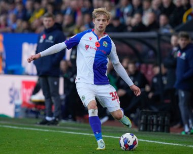 Blackburn Rovers 'dan Jake Garrett # 30 Sky Bet Şampiyonası maçında Burnley, Blackburn Rovers' a karşı Turf Moor, Burnley, İngiltere, 13 Kasım 202