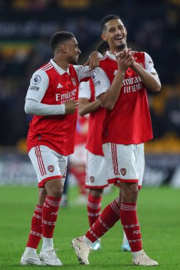 Arsenal ve Reiss Nelson 'ın 12. William Sthe 12 numarası # 24 of Arsenal Premier League maçı sonrasında Wolverhampton Wanderers Arsenal' e karşı Molineux, Wolverhampton, Birleşik Krallık, 12 Kasım 202