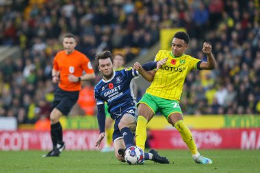 Jonathan Howson # 16 Middlesbrough 'dan Aaron Ramsey # 20 Norwich City # Norwich City - Middlesbrough maçında Norwich City - Carrow Road, Norwich, İngiltere, 12 Kasım 202