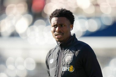 Burnley 'den Nathan Tella # 23 Gökyüzü İddia Şampiyonası maçından önce Burnley, Burnley' e karşı Turf Moor, Burnley, Birleşik Krallık 'ta 13 Kasım 202