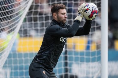 Hull City 'den Nathan Baxter # 13 numaralı maç öncesi ısınma maçında Hull City - MKM Stadyumu, Hull, İngiltere, 12 Kasım 202