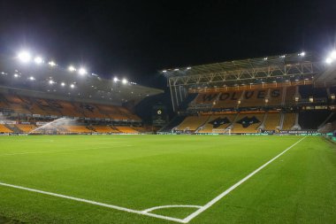 Molineux Stadyumu 'nun genel görünümü, Wolverhampton Wanderers Premier League karşılaşması öncesinde Wolverhampton Wanderers ile Molineux, Wolverhampton, Birleşik Krallık, 12 Kasım 202