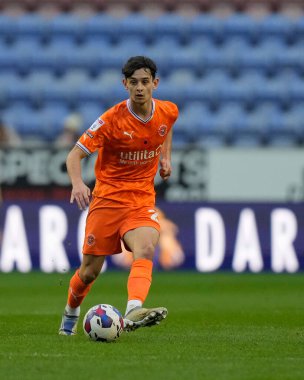 Blackpool 'dan Charlie Patino # 28, Wigan Athletic - Blackpool maçı sırasında Wigan Stadyumu, Wigan, İngiltere, 12 Kasım 202