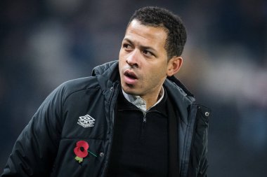 Liam Rosenior Hull City 'nin teknik direktörü. 12 Kasım 202' de Hull City, Hull Stadyumu 'nda Hull City vs Reading maçında.