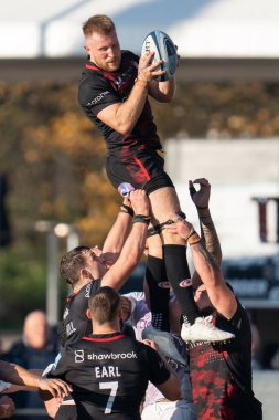  Saracens 'li Jackson Wray # 8, 13 Kasım 202' de StoneX Stadyumu 'nda Gallagher Premiership maçında Saracens-Northampton Saints maçını kazandı.
