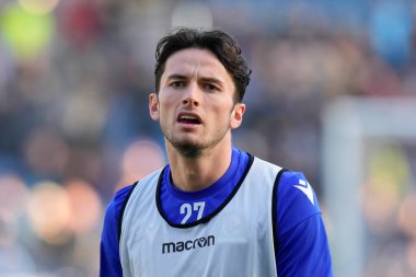 Blackburn Rovers 'dan Lewis Travis 13 Kasım 202' de Burnley, Burnley 'e karşı Blackburn Rovers maçından önce ısınıyor.