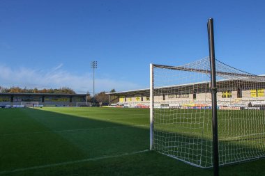 Burton Albion 'un evi olan Pirelli Stadyumu' nun genel görünümü, 19 Kasım 2022 tarihinde İngiltere 'nin Trent kentindeki Pirelli Stadyumu' nda Burton Albion ile Plymouth Argyle arasındaki Sky Bet 1 karşılaşmasının önünde.