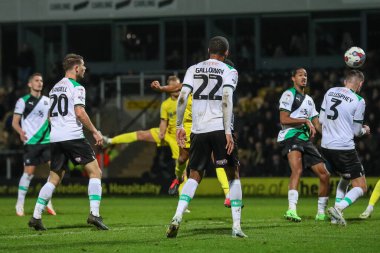 Burton Albion 'dan Adrian Mariappa, 19 Kasım 2022 tarihinde İngiltere' nin Trent kentindeki Pirelli Stadyumu 'nda oynanan Sky Bet 1 karşılaşmasında 2-2 berabere kalan Burton Albion ve Plymouth Argyle maçında gol attı.