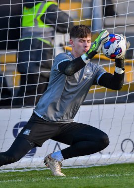 Plymouth Argyle kalecisi Michael Cooper (1), 19 Kasım 2022 tarihinde İngiltere 'nin Trent kentindeki Pirelli Stadyumu' nda oynanan 1.