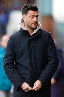 Johnnie Jackson, 19 Kasım 2022 'de İngiltere, Birkenhead' deki Prenton Park 'ta Tranmere Rovers ile AFC Wimbledon maçından önce AFC Wimbledon takımının teknik direktörü.