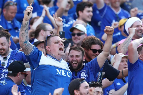 Fans Des Everton Feiern Während Des Sydney Super Cup Spiels — Stockfoto